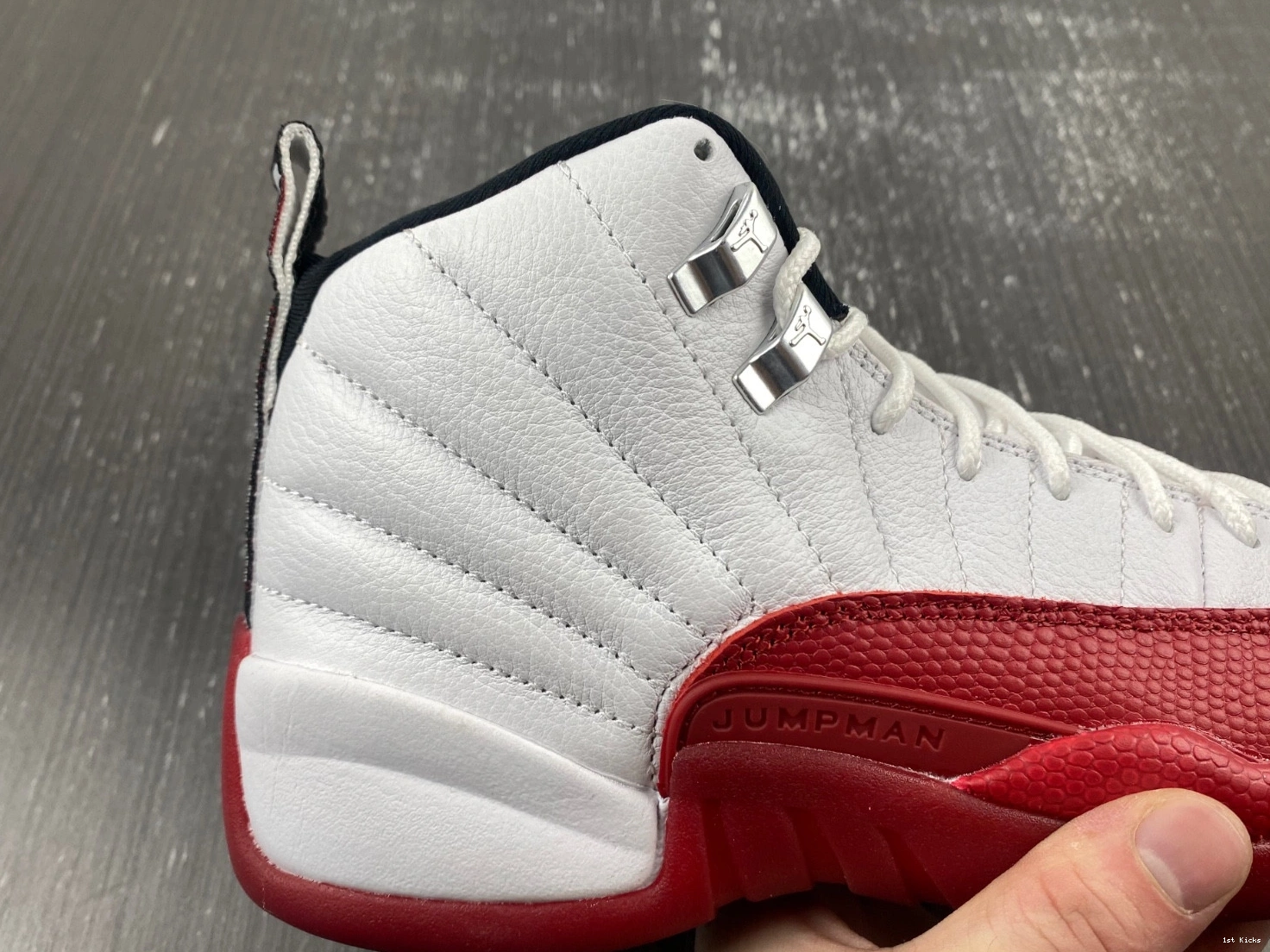 CT8013-116 Cherry Air 12 Jordan 0412